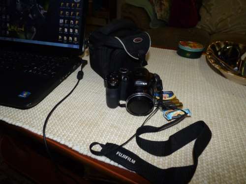 Fujifilm Finepix S1800