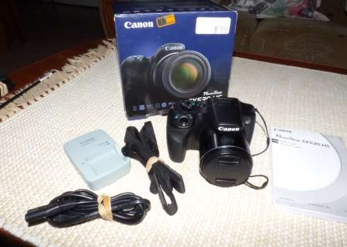 Canon powershot SX 530 HS., 50 X zoom, 16 megapixel.