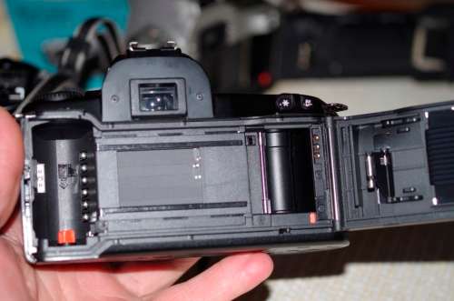 3 x 35mm slr film bodies, canon EOS 500N canon EOS 500 Pentax SF 10. 1 bid for all