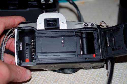 3 x 35mm slr film bodies, canon EOS 500N canon EOS 500 Pentax SF 10. 1 bid for all