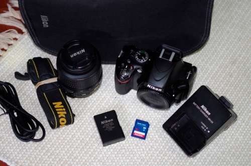 Nikon D5100, 18-55 VR Lens