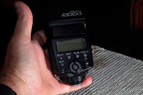 Canon 430 EX ii, excellent condition, actuall photos of item, Flash only.