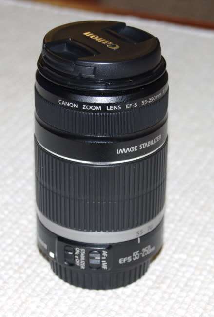 Canon 55-250 IS lens, photos show exact item on sale, excellent condition