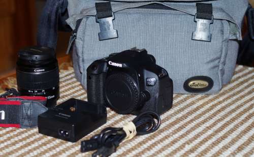 Canon 700D in top condition, low shutter count, photos are of actual kit on sale.