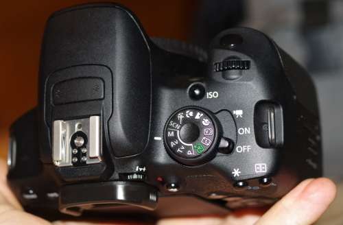 Canon 700D in top condition, low shutter count, photos are of actual kit on sale.
