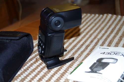 Canon 430ex speedlite, top condition, photos show exact item on sale