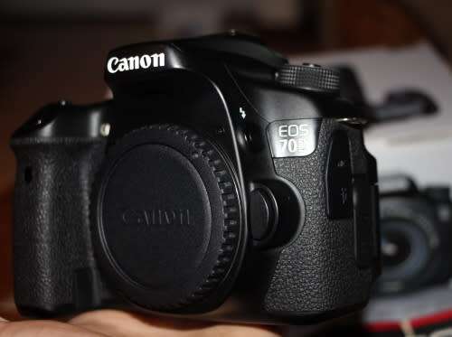 Canon 70D body in excellent condition, shutter count less than 8K, photos show exact item on sale