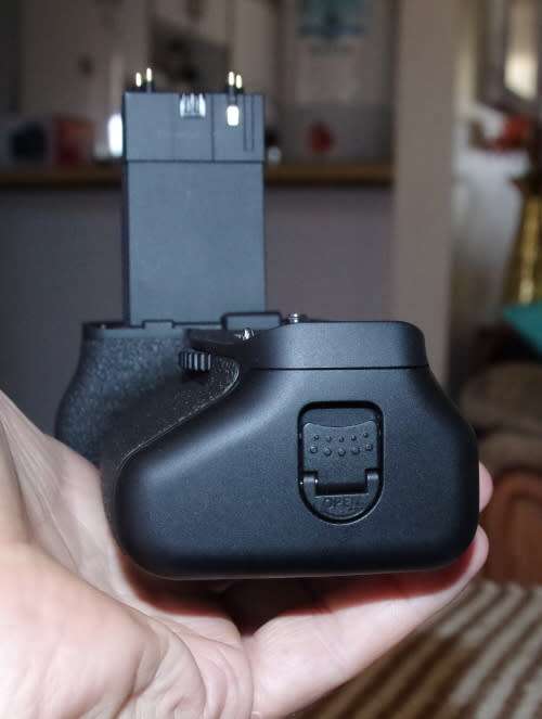 Canon 60D original battery grip as new.