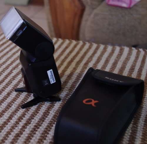 Sony Flash, top condition photos show exact item on sale