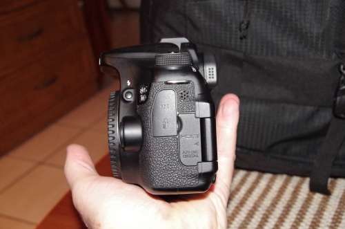 Canon 70D body only, photos show exact item on sale, has some minor signs of use externally.