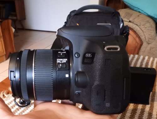 Canon 800D with 18-55 STM lens and bag etc, photos show exact item on sale.