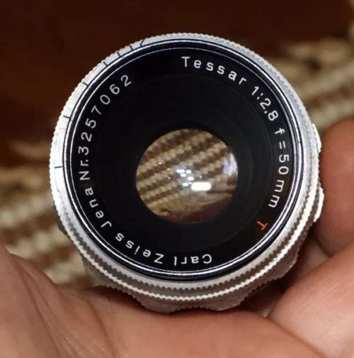 2 Carl Zeiss Lenses, probably for leica, photos show exact items on sale,