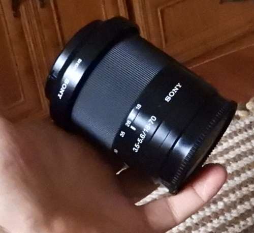 Sony A200 body with 18-70 lens, photos show exact item on sale, excellent condition.