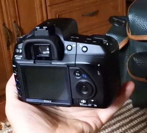 Sony A200 body with 18-70 lens, photos show exact item on sale, excellent condition.