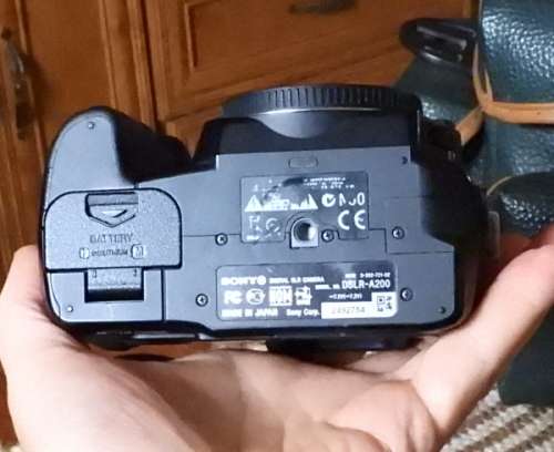 Sony A200 body with 18-70 lens, photos show exact item on sale, excellent condition.
