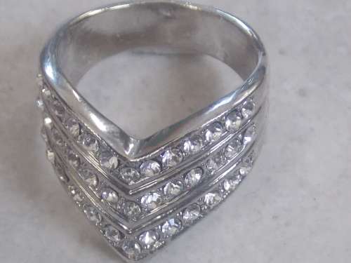 STUNNING FILLED SILVER DESIGNERS RING WITH HUGE!!!SIM DIAMONDS  SIZE 6,7,8 OR 16,17,18(FREE IMPORT)