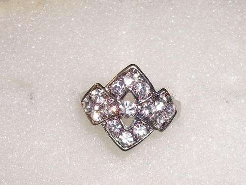 SILVER RING WITH SIMULATED DIAMONDS