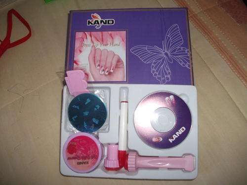 DESIGNERS NAIL ART SET