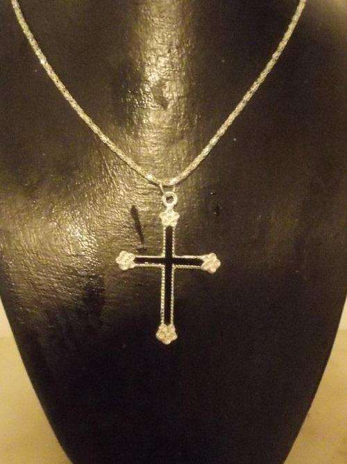 STUNNING SILVER COATED  NECKLACE