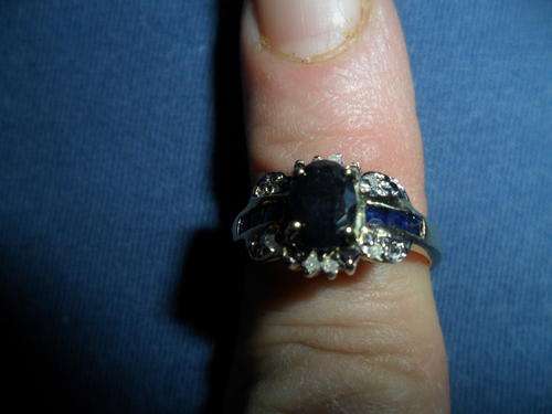 BLUE SAPPHIRE and DIAMOND RING GOLD SETTING