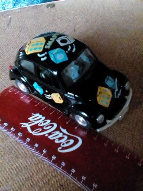 METAL VW BEETLE