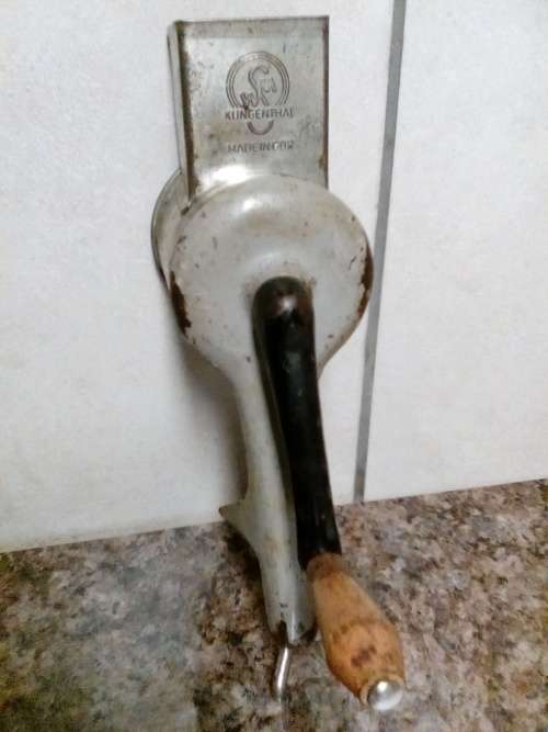 VINTAGE CHEESE GRATER