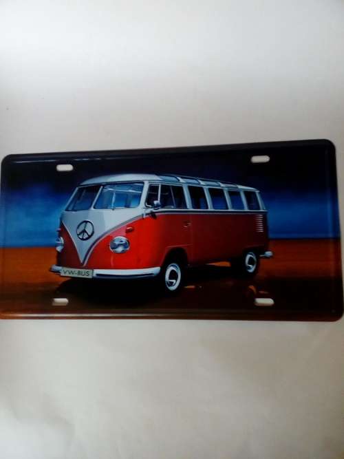 VINTAGE STYLE PRESSED METAL SPLIT WINDSCREEN VW-BUS NUMBER PLATE SIGN