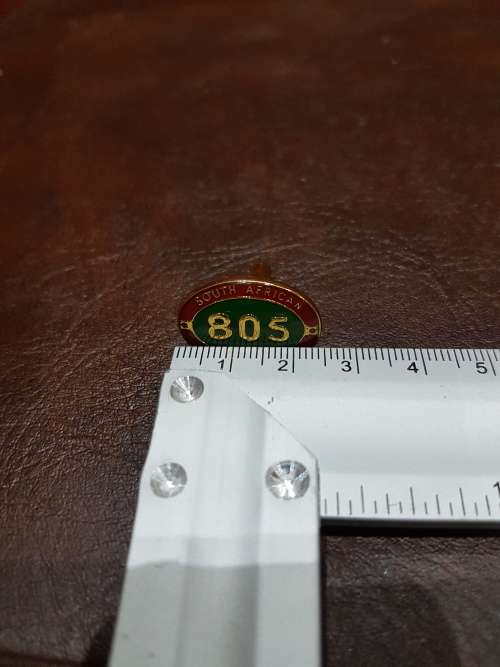 PAIR OF SOUTH AFRICAN RAILWAYS CUFFLINKS IN GREAT CONDITION