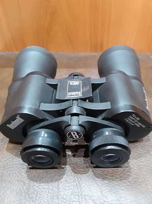 BUSHNELL INSTA FOCUS BINOCULARS 10x50