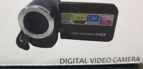 BRAND NEW DIGITAL VIDEO CAMERA