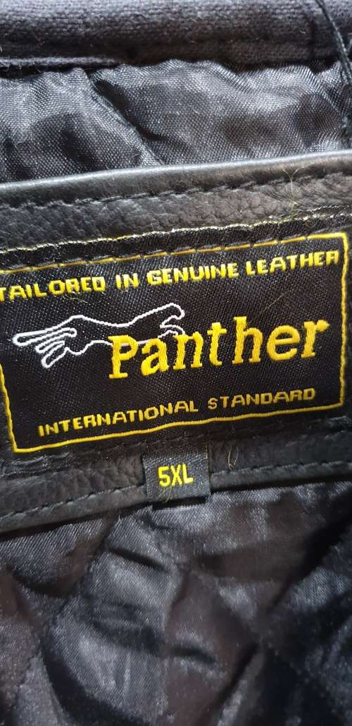 5XL PANTHER PADDED LEATHER BIKERS JACKET (UNUSED)