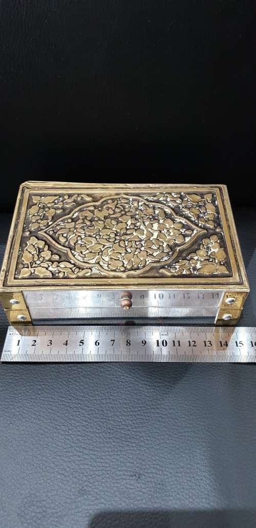 VINTAGE SOLID BRASS DOMINO'S IN BRASS/METAL BOX 27 piece(RARE FIND)