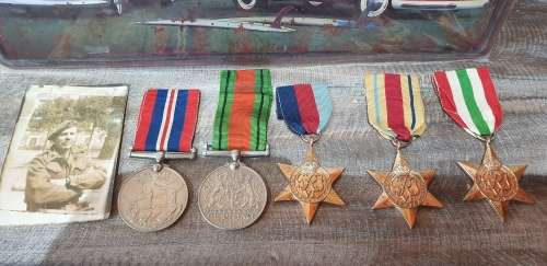 WW2 MEDALS AWARDED TO N.J.SMALL WITH HIS PHOTO
