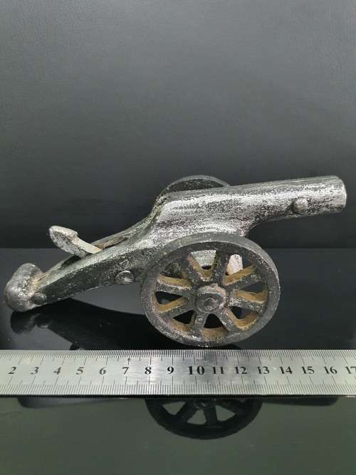 SOLID METAL CANNON