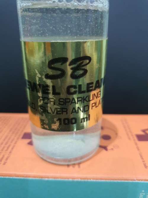 AMAZING JEWELLERY CLEANER..FOR GOLD,SILVER ND PLATINUM 100ML UNUSED