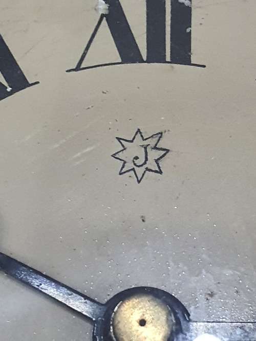 VINTAGE SHIPS CLOCK....SOLID BRASS...WORKING ORDER