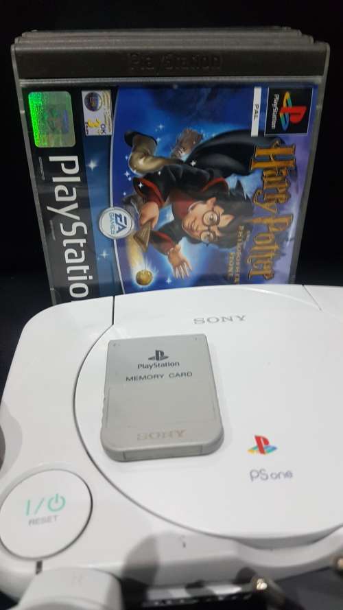 SONY PS ONE INCLUDING 6 GAMES...WORKING ORDER