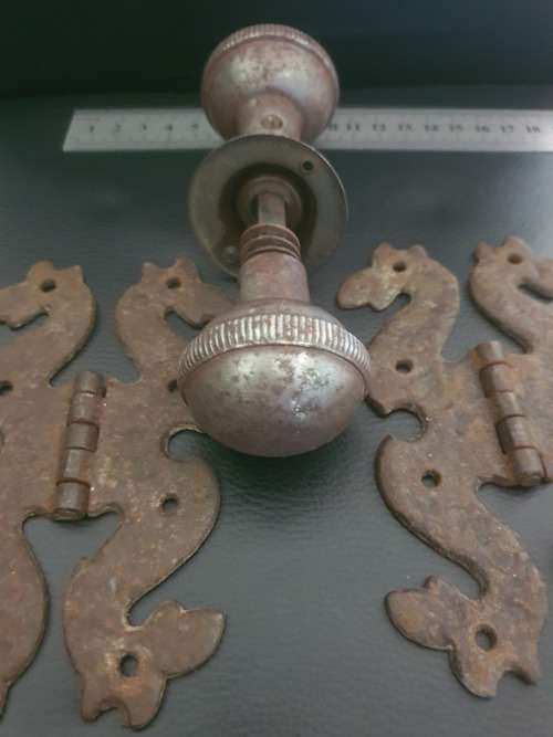 VERY OLD RUSTIC DOOR HINGE AND DOOR HANDLE