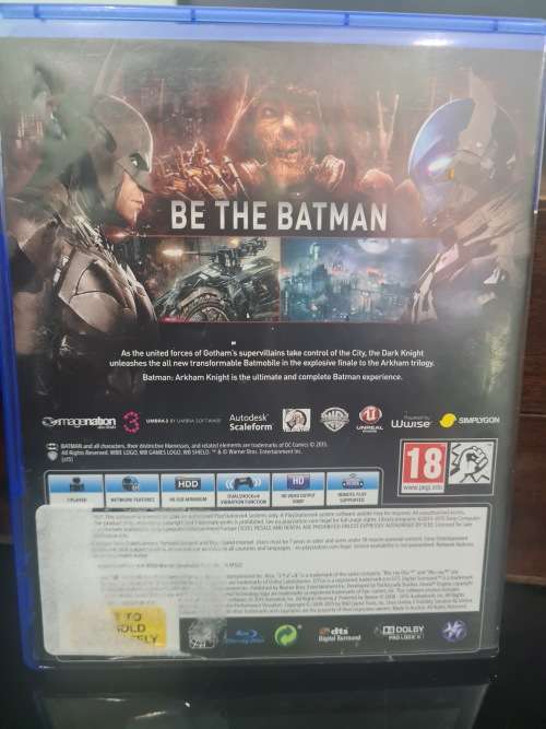 PS4 BATMAN ARKHAM KNIGHT