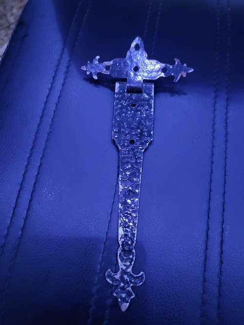 6 VINTAGE ARROW HEAD DOOR HINGES