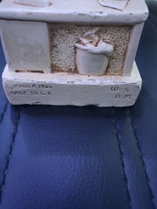 VINTAGE PAULA 1964 FIGURE (MADE IN UK)