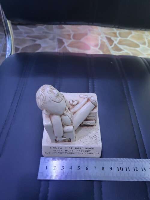 VINTAGE PAULA 1964 FIGURE (MADE IN UK)