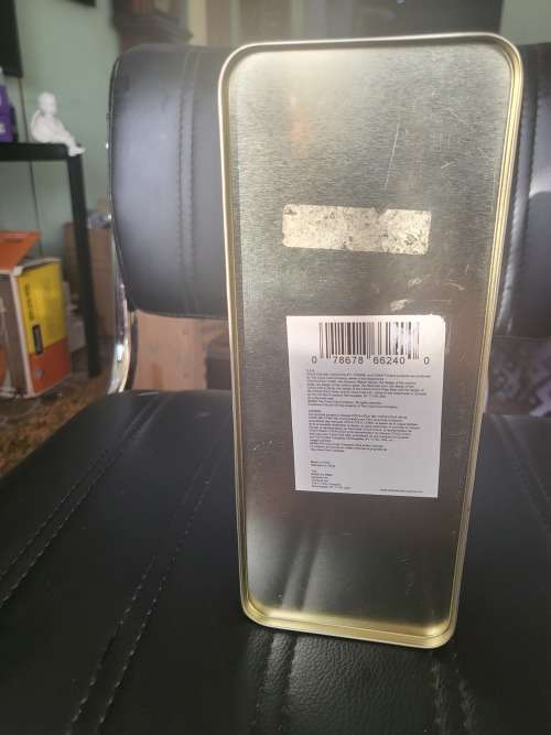 COCA COLA METAL CASE (COMES WITH LOCK AND KEY AS PER PICTURES)