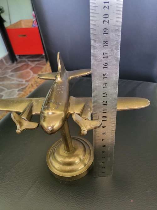 VINTAGE 1940`S BRONZE PROPELLER PLANE