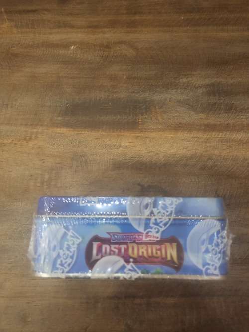 POKEMON TRADING CARDS (SWORD OR SHIELD LOST ORIGIN) (IN BOX CASE)