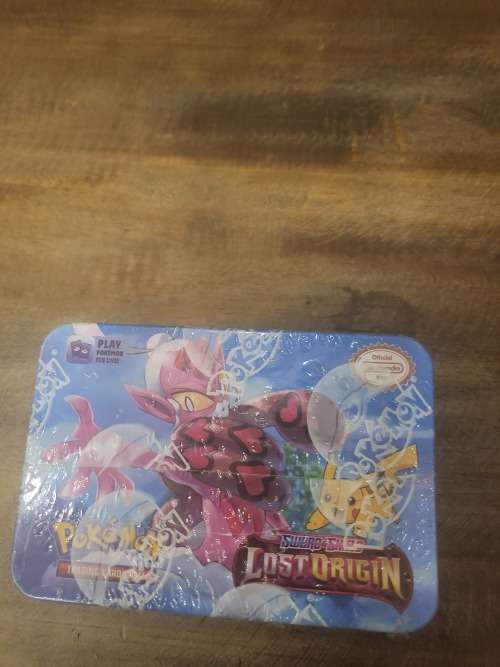 POKEMON TRADING CARDS (SWORD OR SHIELD LOST ORIGIN) (IN BOX CASE)