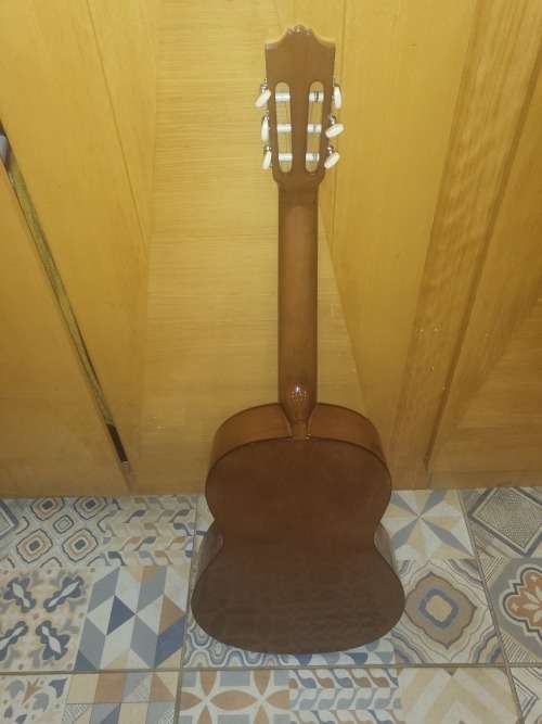 YAMAHA C45 GUITAR (WORKING PERFECTLY FINE)