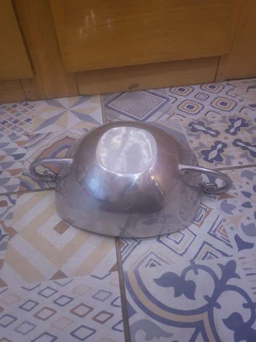 CAROL BOYES STYLE FRUIT BOWL