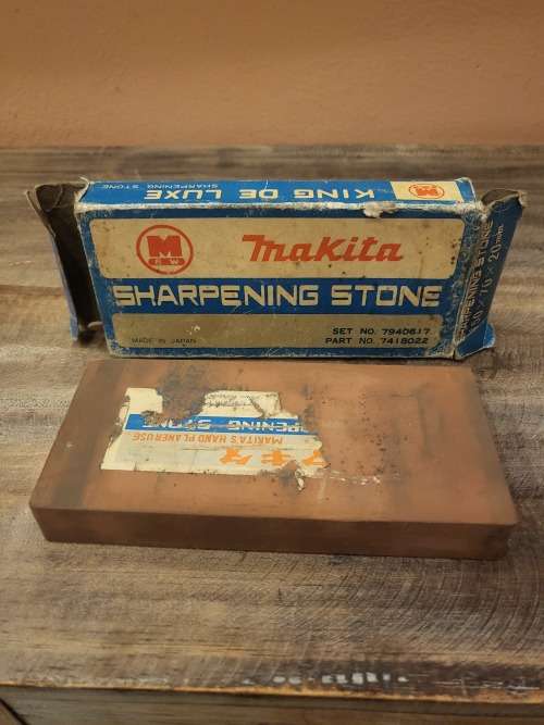 VINTAGE MAKITA SHARPENING STONE