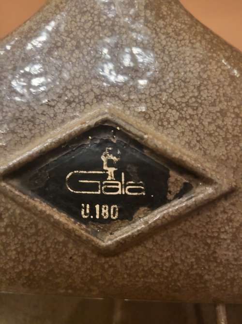 VINTAGE SOLID METAL PUNCH ON WOODEN PLATFORM (GALA MAKE) (WORKING)